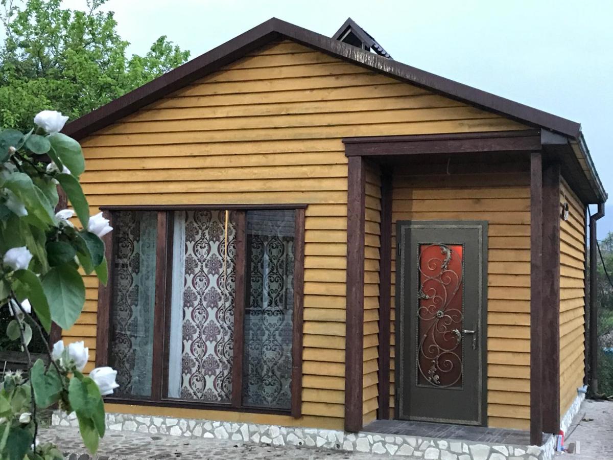 Бархат Gantiadi Exterior foto