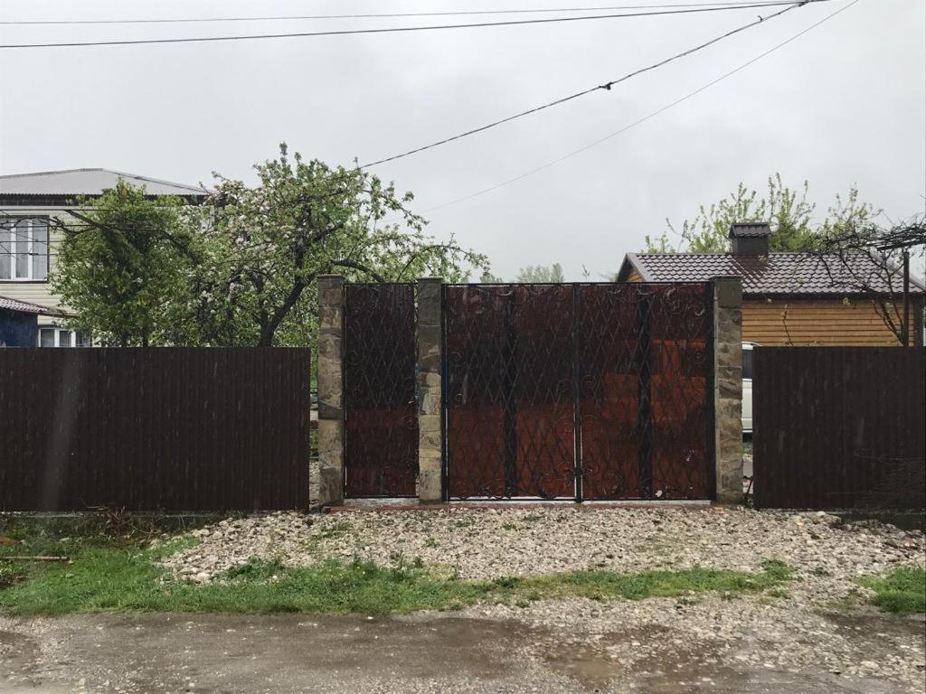 Бархат Gantiadi Exterior foto